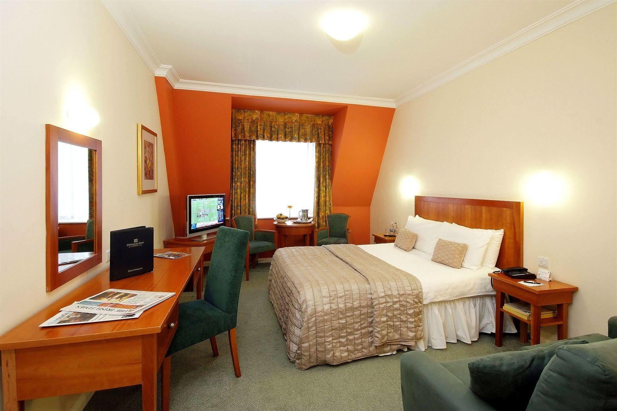 Carrigaline Court Hotel & Leisure Centre 외부 사진